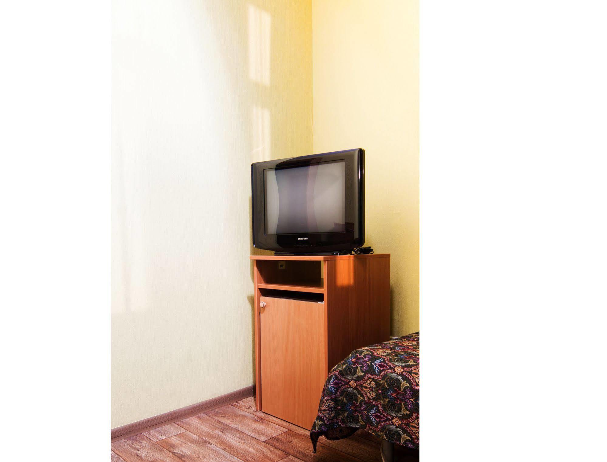 Mini-Hotel On Geroiv Energetykiv Street 18 Kyiv Exterior photo