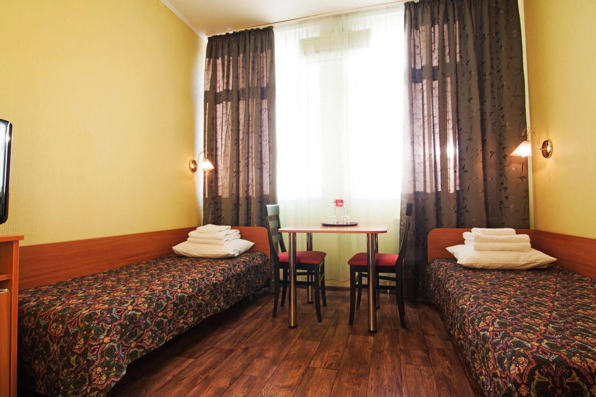 Mini-Hotel On Geroiv Energetykiv Street 18 Kyiv Exterior photo
