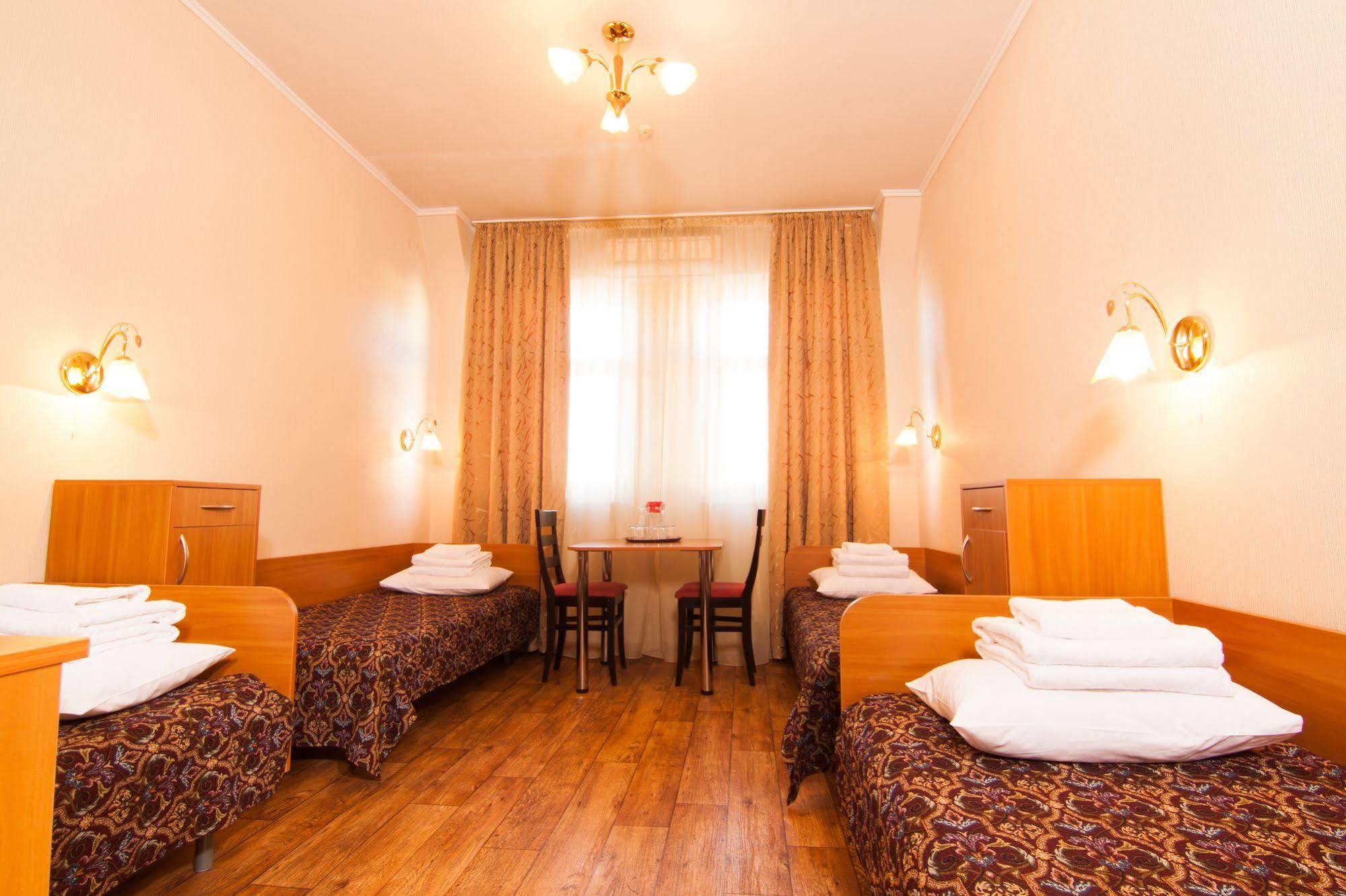 Mini-Hotel On Geroiv Energetykiv Street 18 Kyiv Exterior photo